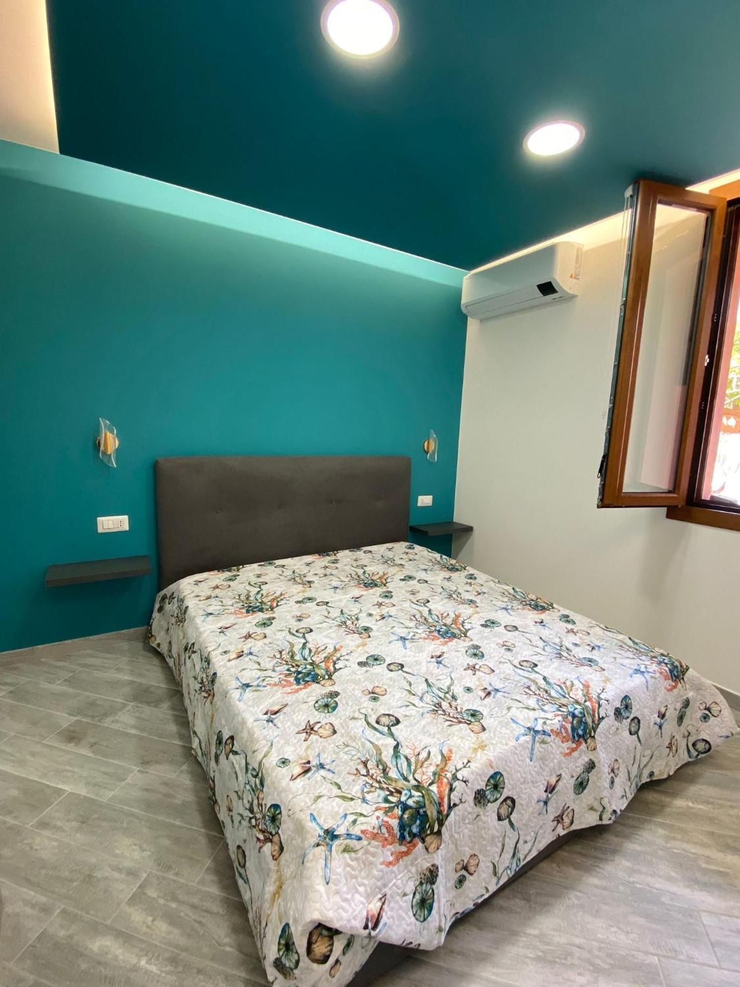 Suite Guesthouse A Pochi Passi Dal Mare Sassari Exterior photo
